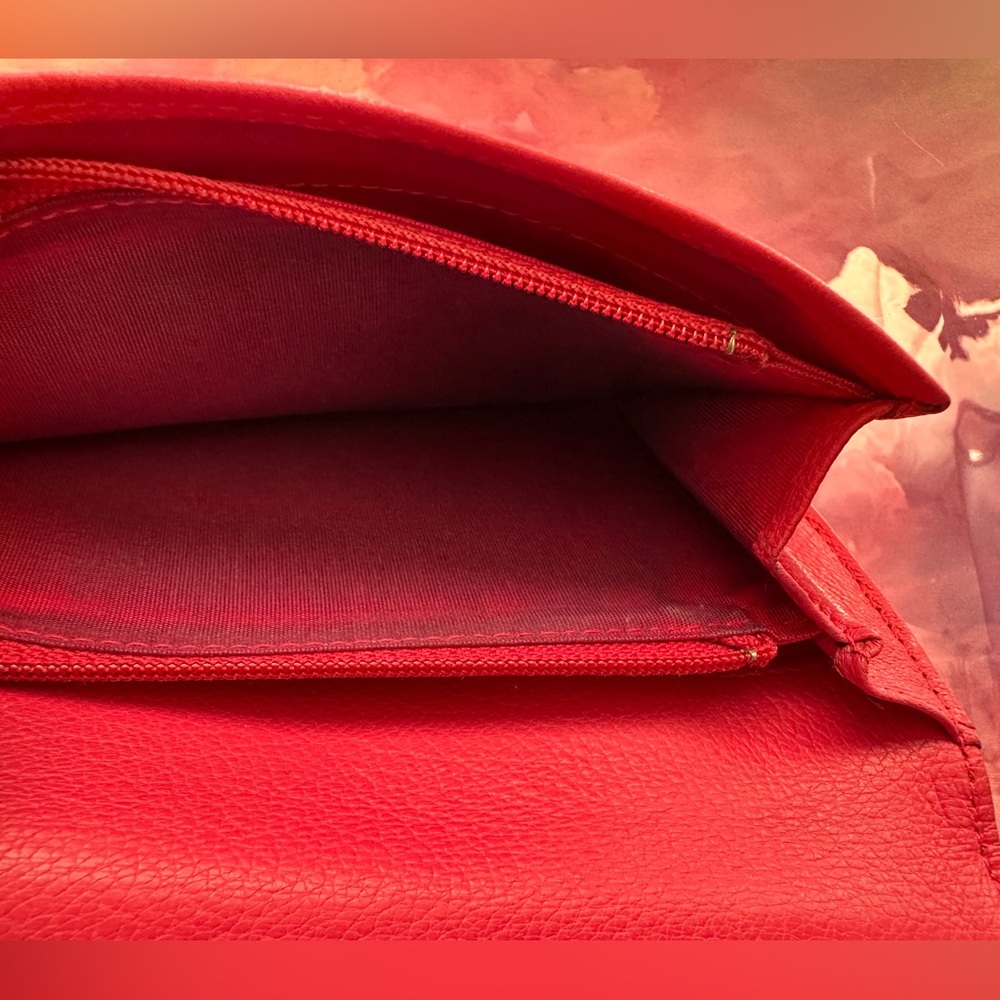 Chanel Bifold (EUC; Pink) - Picture 12 of 16
